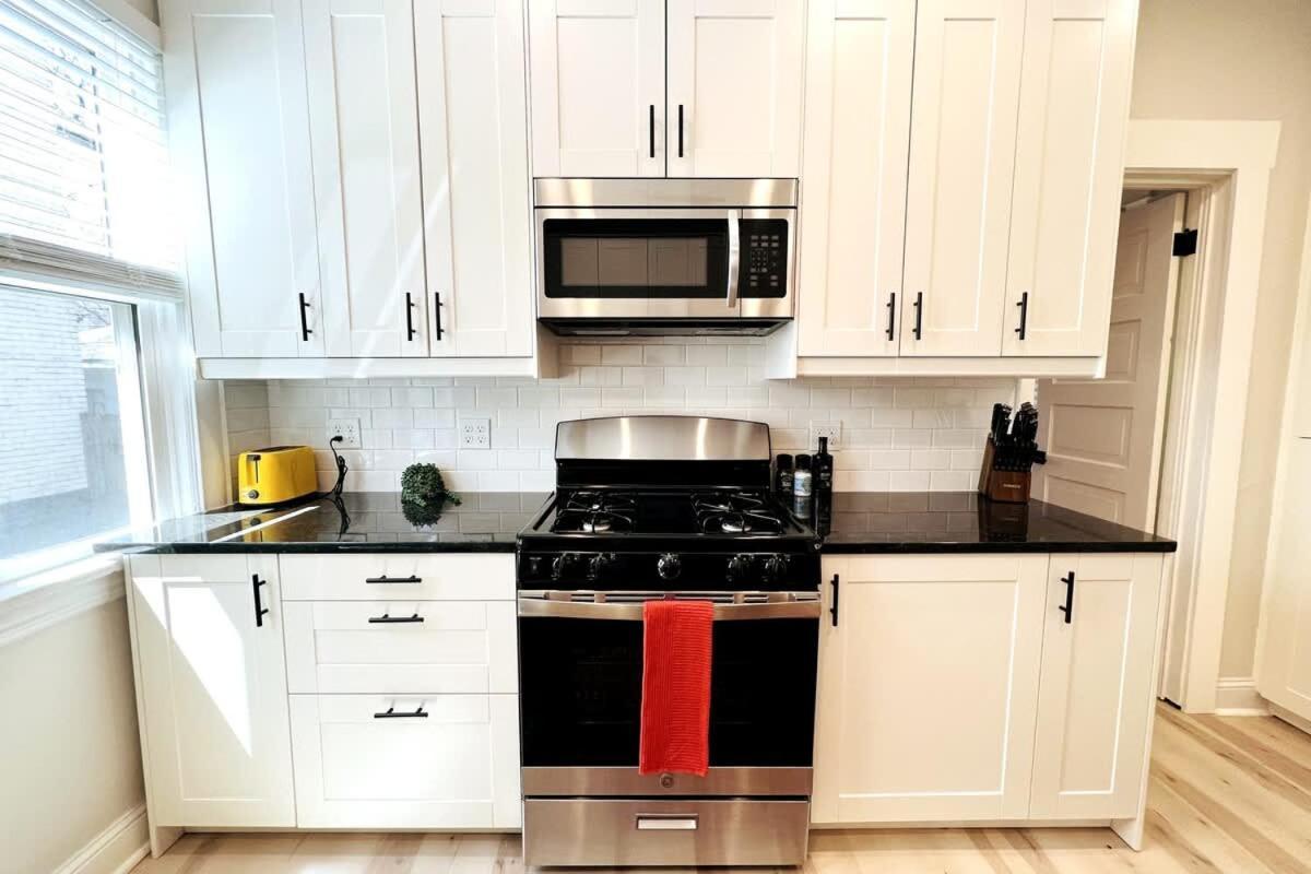 Apartament Trendy And Stylish 3Br Uptown Duplex With Balcony Minneapolis Zewnętrze zdjęcie