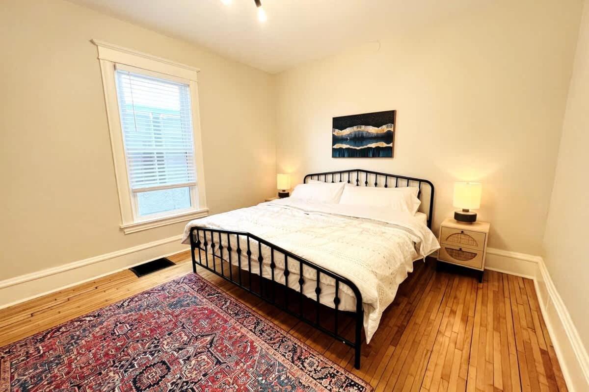Apartament Trendy And Stylish 3Br Uptown Duplex With Balcony Minneapolis Zewnętrze zdjęcie