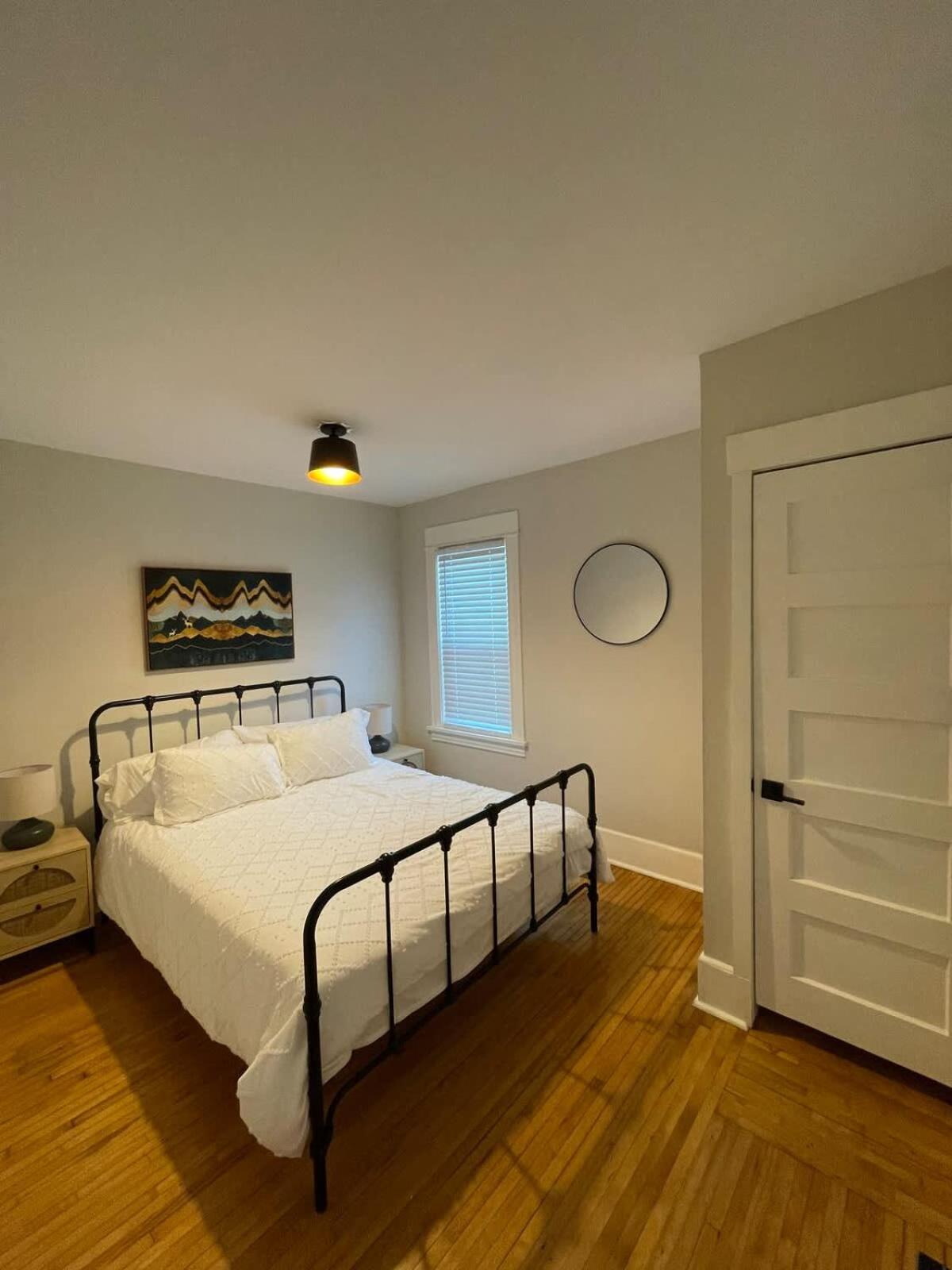 Apartament Trendy And Stylish 3Br Uptown Duplex With Balcony Minneapolis Zewnętrze zdjęcie